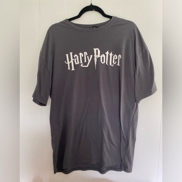 ROMWE Tops - ROMWE Wizarding World TriWizard Tournament Gray Harry Potter T-Shirt Size XXL